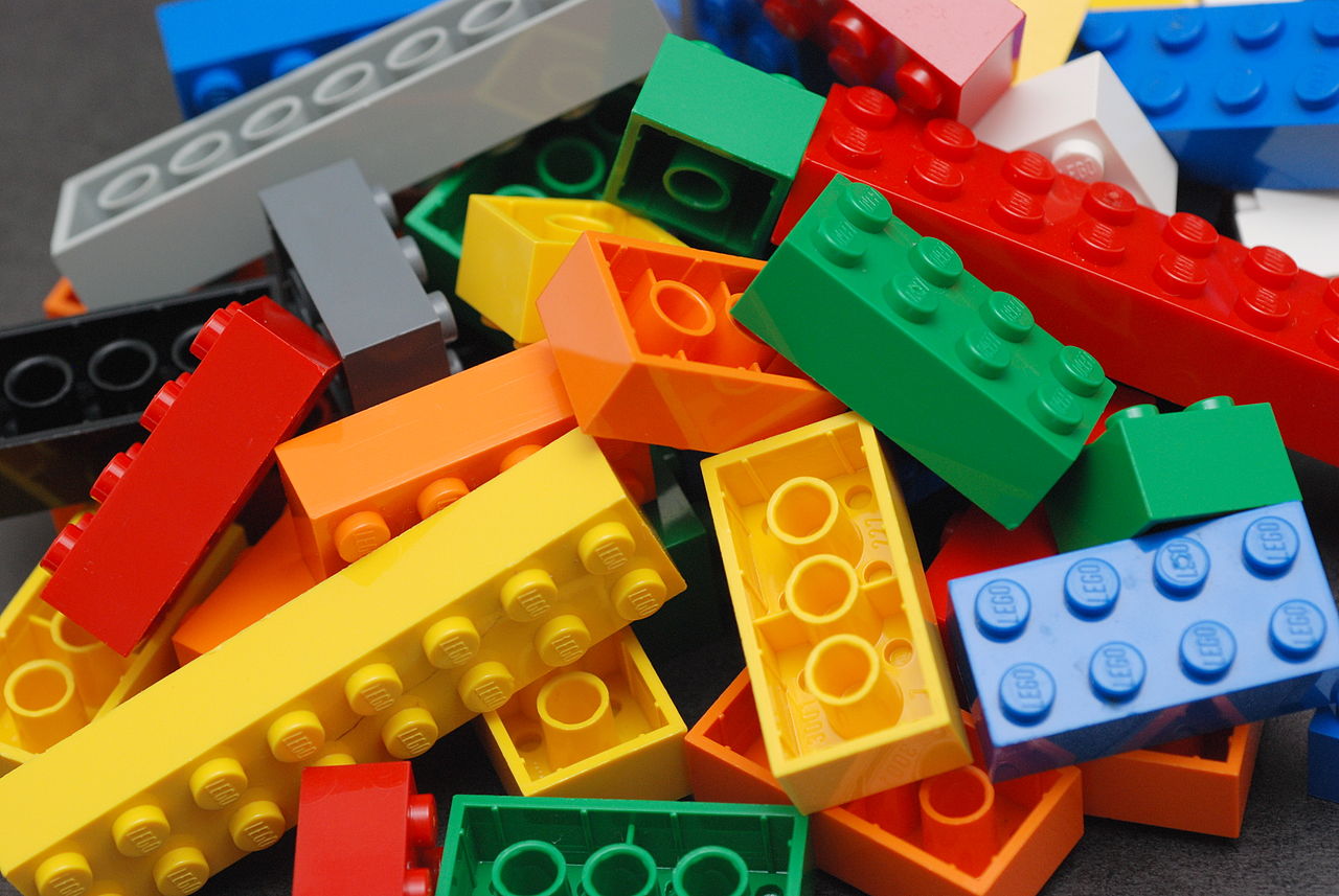 Prodotti LEGO costruiti con ABS